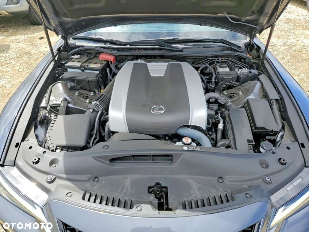 Lexus IS - 7