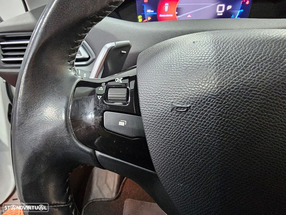Peugeot 308 SW 1.2 PureTech Allure EAT8 - 16