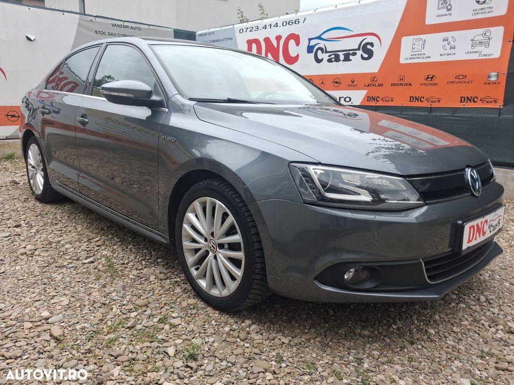 Volkswagen Jetta - 17