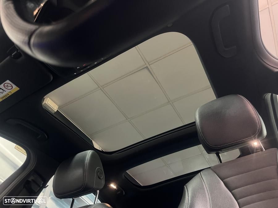 Mercedes-Benz E 220 d AMG - 11