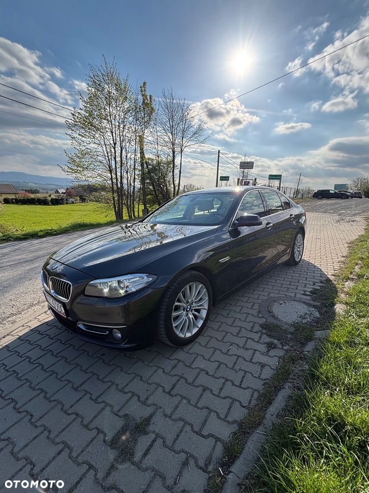BMW Seria 5 530d xDrive Luxury Line - 2