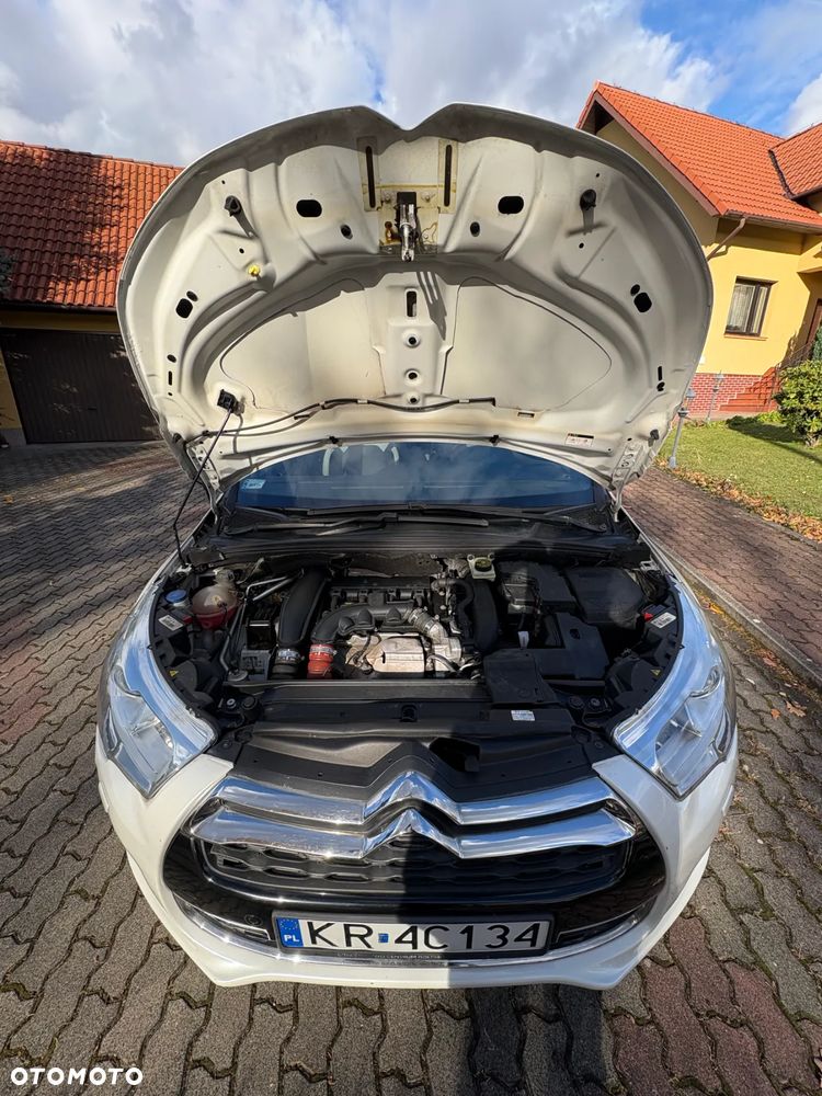 Citroën DS4 1.6 THP SoChic - 11