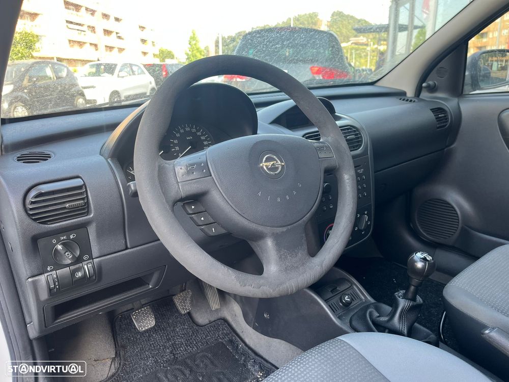Opel Corsa 1.7 DI - 9