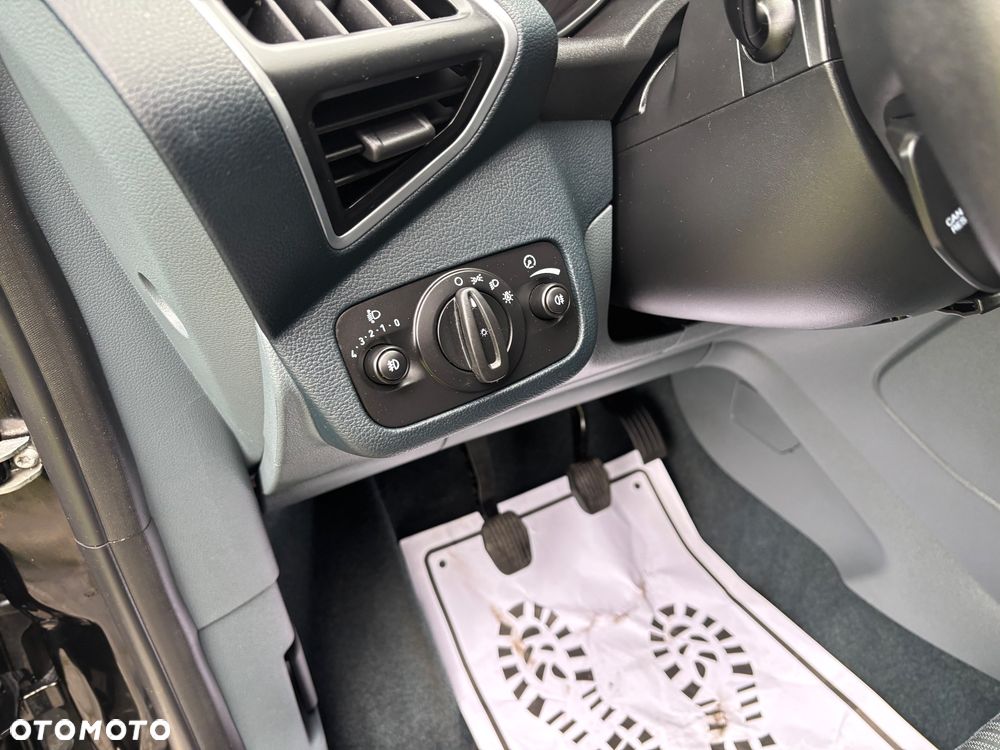 Ford C-MAX 1.6 TDCi Start-Stop-System Titanium - 17