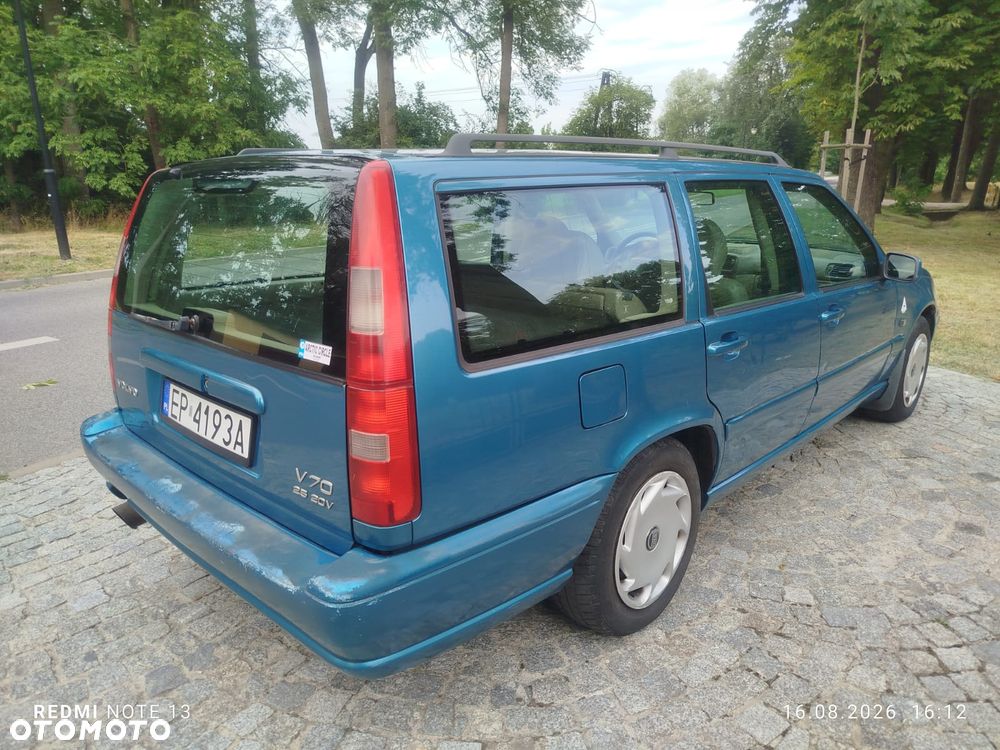 Volvo V70 - 3
