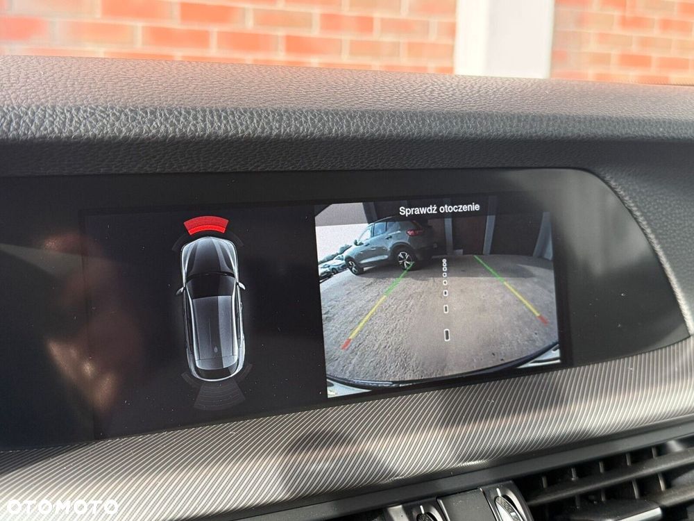 Alfa Romeo Stelvio - 22