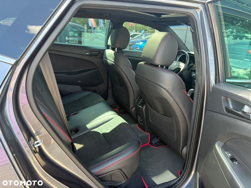 Hyundai Tucson 1.6 GDi 2WD DCT N Line - 24