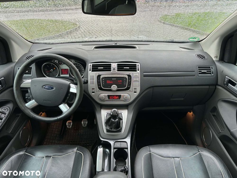 Ford Kuga 2.0 TDCi 4x4 Individual - 25