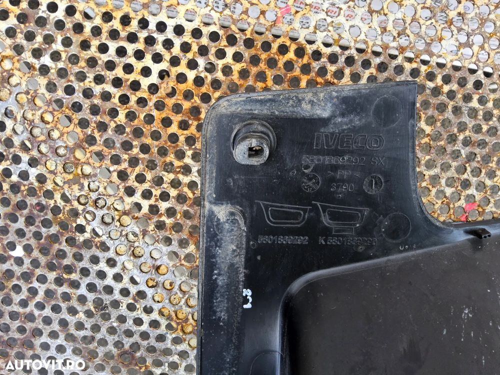 Prag scara Iveco Daily 2015-2024 scara stânga prag cod 5801869292 - 5