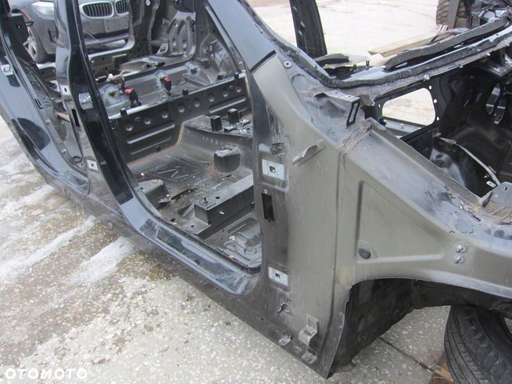 BMW X3 F25 ĆWIARTKA PRZEDNIA PRAWA LEWA 475 CZARNA - 3