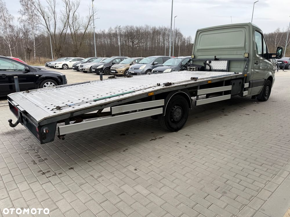 Mercedes-Benz Sprinter - 5
