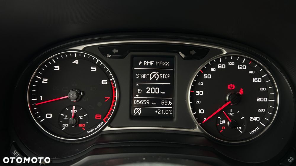 Audi A1 Sportback 1.2 TFSI S line Sportpaket - 40