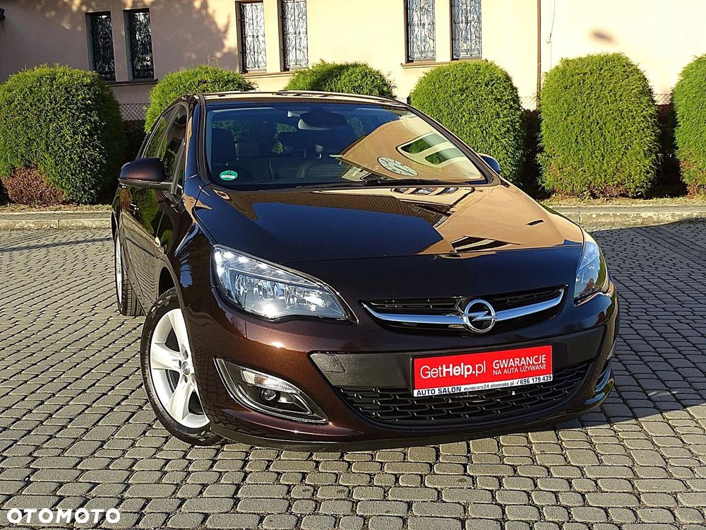 Opel Astra 1.4 Turbo Cosmo - 17