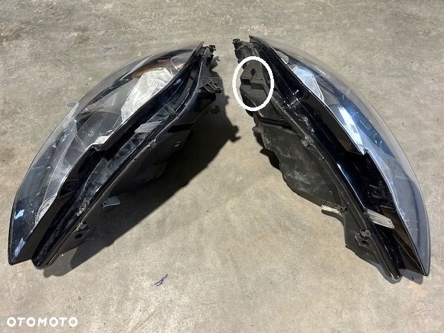 Peugeot 308 T9 lampa lampy Przód Prawa Lewa 96775230 96775229 Komplet - 12