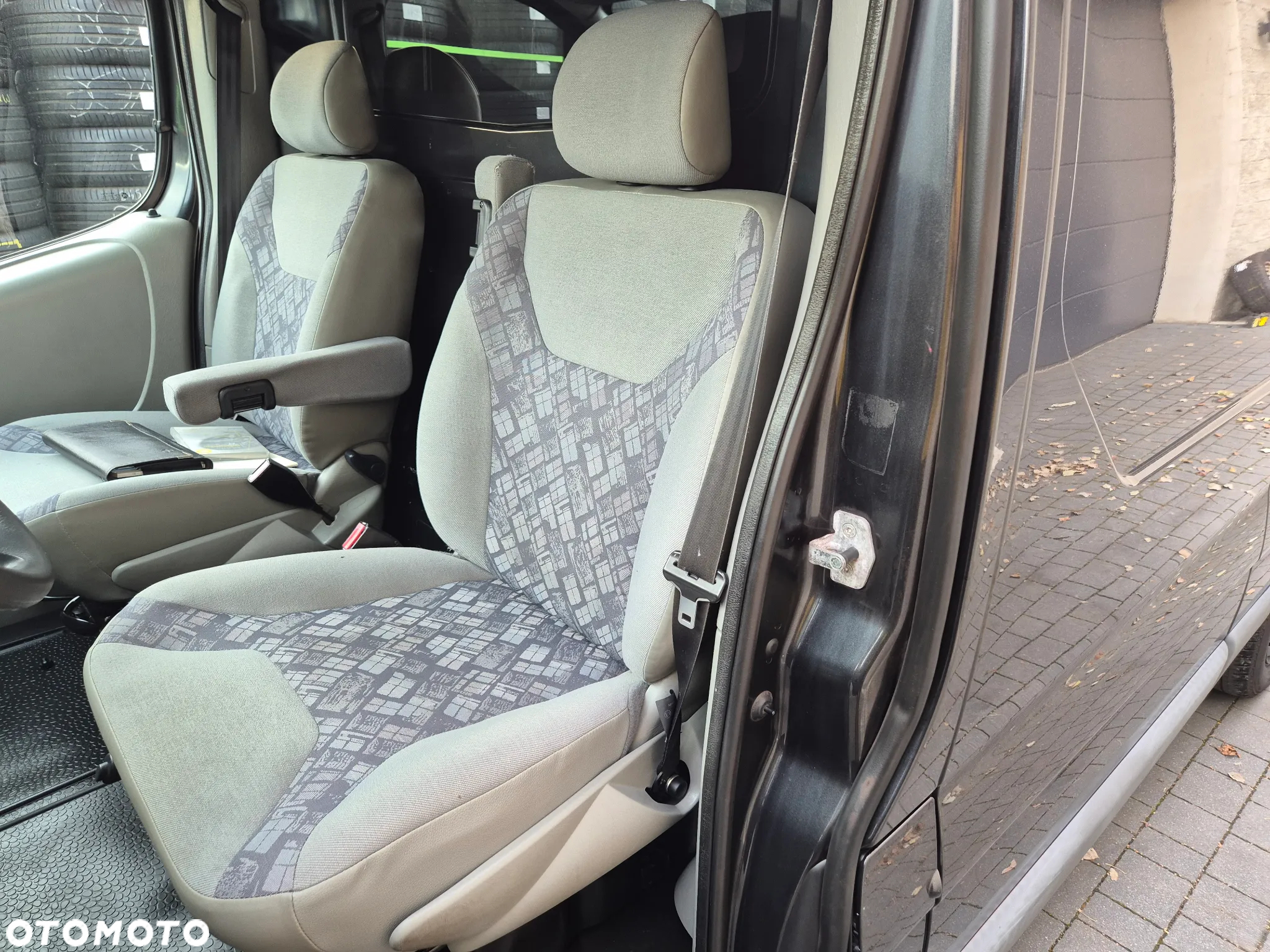Opel Vivaro - 22