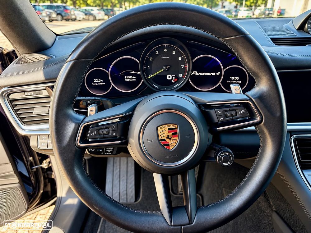 Porsche Panamera 4 E-Hybrid - 5