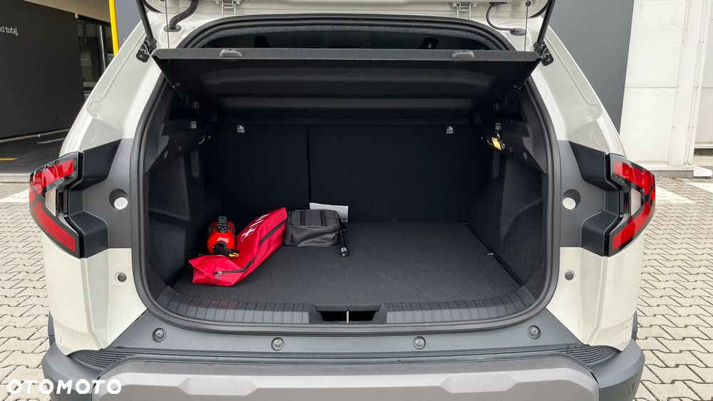 Dacia Duster 1.8 Full Hybrid 155 Journey MMT - 9