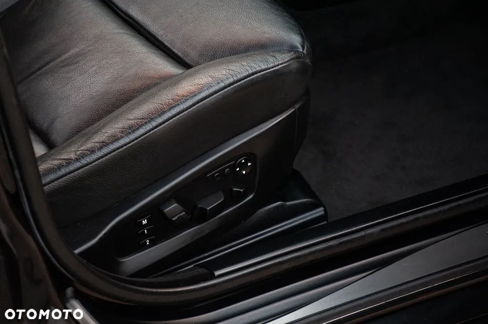 BMW Seria 5 530d Edition Sport - 35