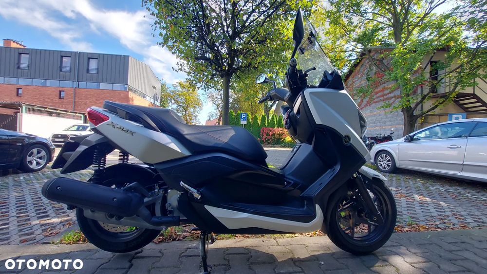 Yamaha X-max - 7
