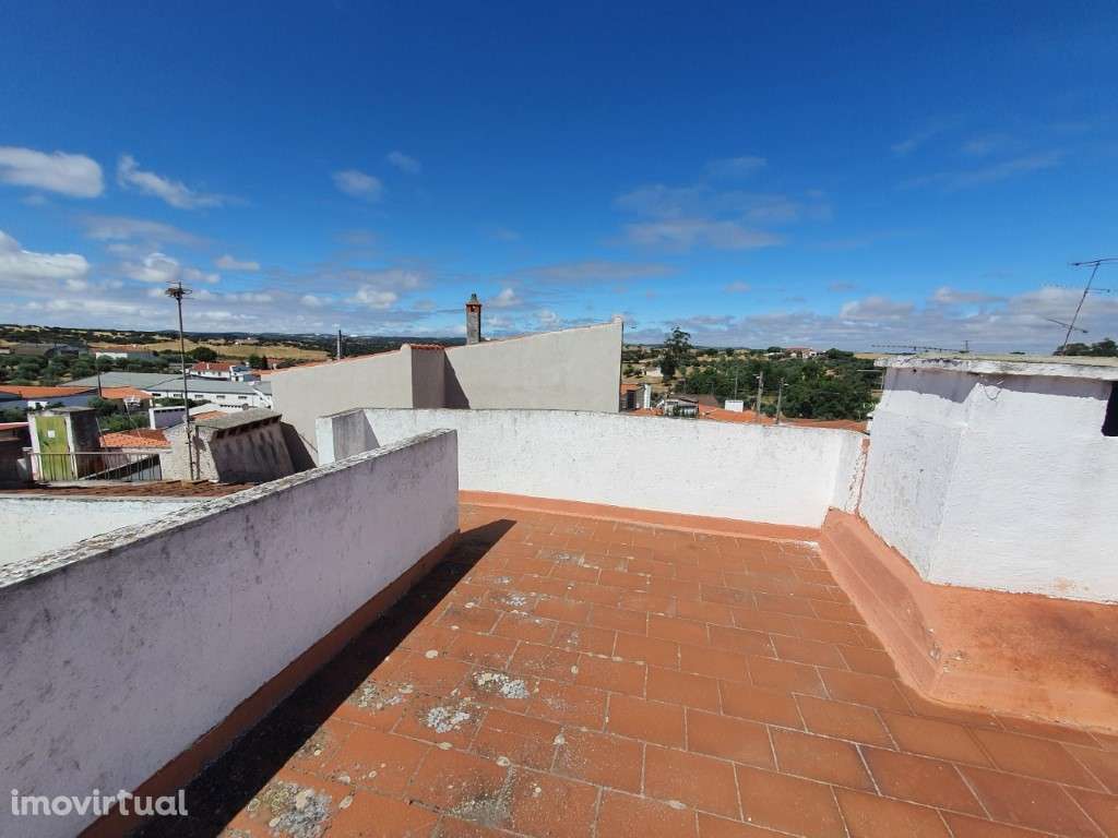 Oportunidade de Reabilitação - Moradia T2 com Quintal em Terrugem (... - Grande imagem: 3/11