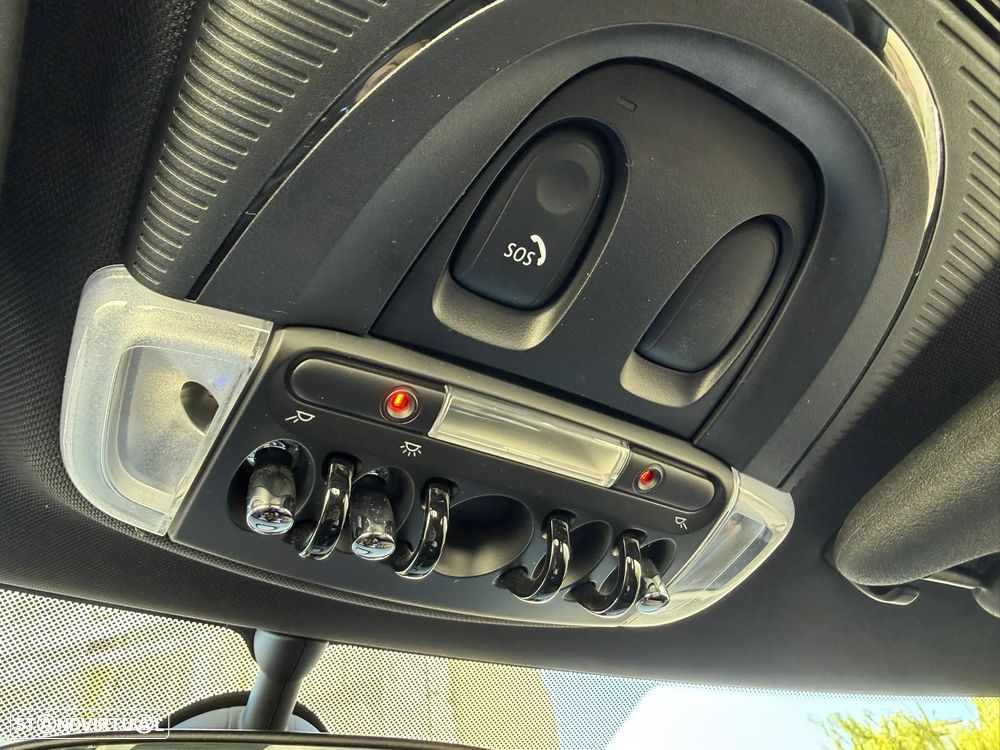 MINI 3 Portas One - 19