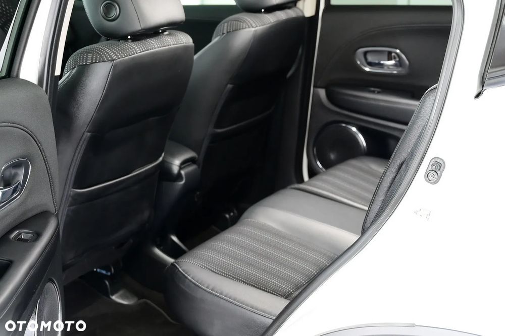 Honda HR-V 1.5 i-VTEC CVT Executive - 8