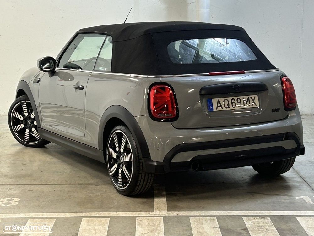 MINI Cabrio One Sport Edition - 24