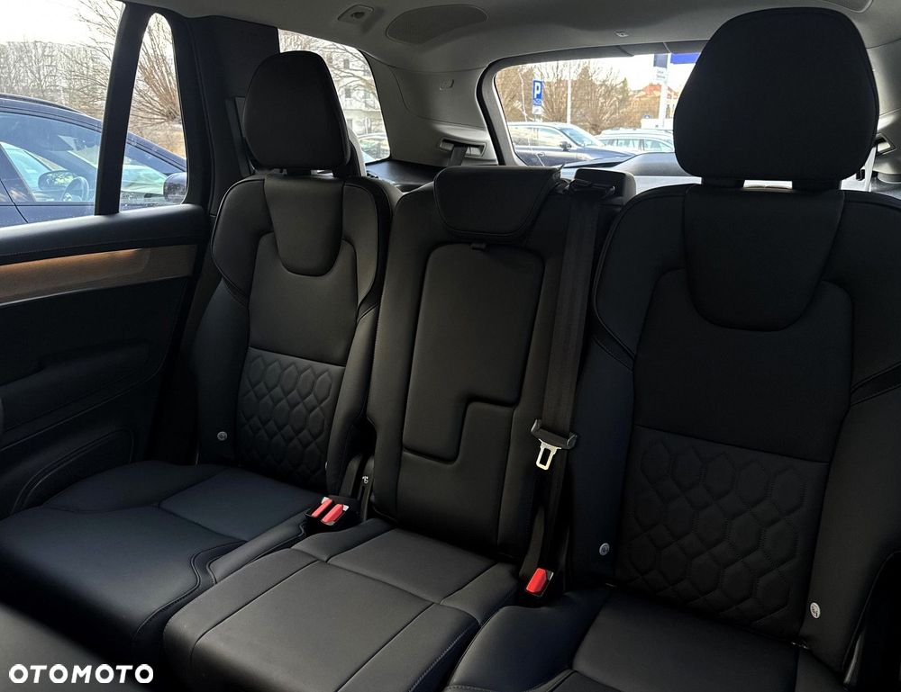 Volvo XC 90 - 28