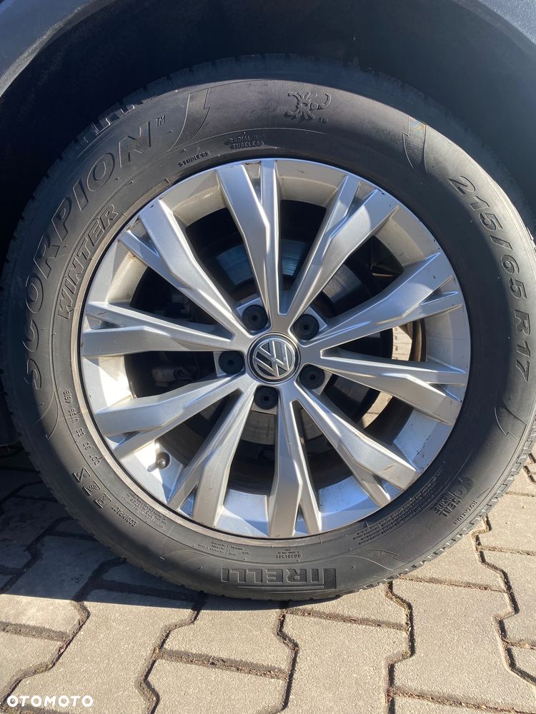Volkswagen Tiguan - 3