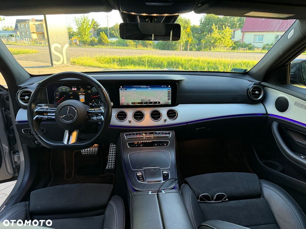 Mercedes-Benz Klasa E 220 d 4-Matic AMG - 34