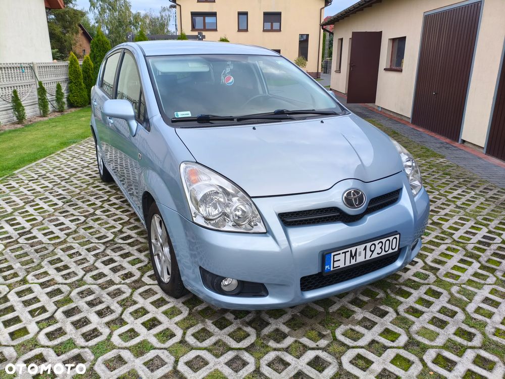 Toyota Corolla Verso 1.6 Premium - 3