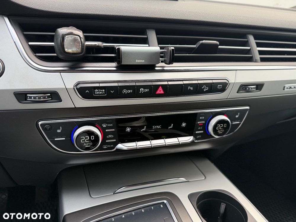 Audi Q7 3.0 TDI ultra Quattro Tiptronic - 29