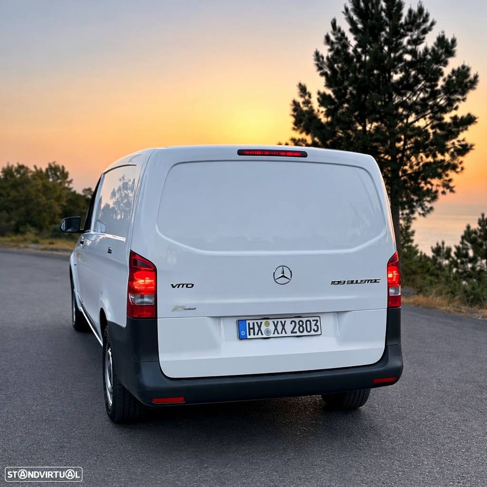 Mercedes-Benz Vito CDI 109 Long Version - 4