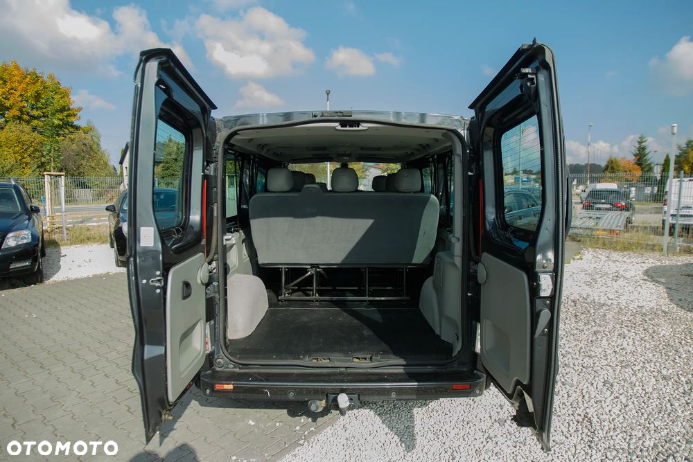Opel Vivaro L2H1 2.9t - 33