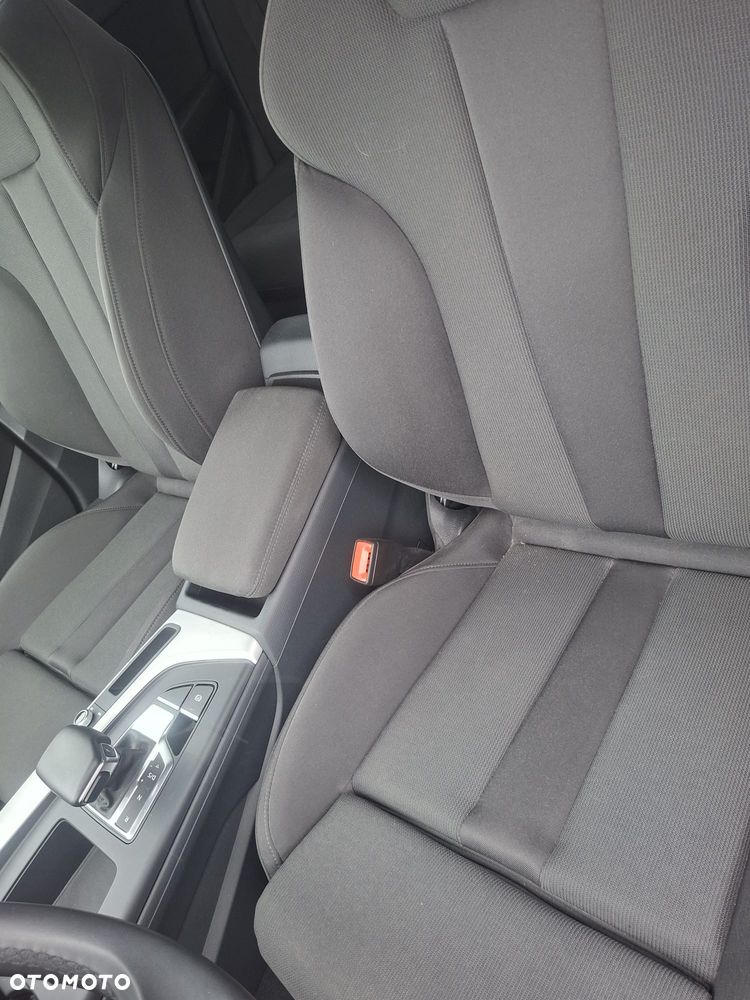 Audi A4 Avant 35 TFSI S tronic S line - 12