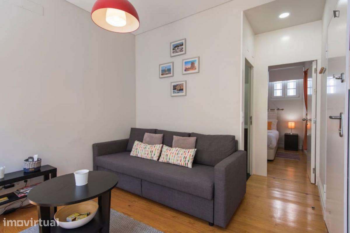 Apartamento com 1 quartos - localizado em Santa Apolónia Lisbon - Grande imagem: 2/16