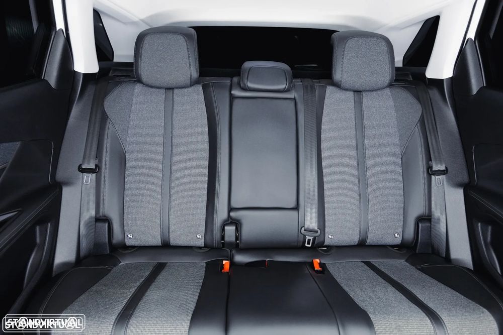 Peugeot 3008 1.2 PureTech Allure - 8