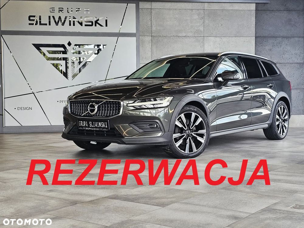 Volvo V60 Cross Country B4 D AWD Geartronic - 2