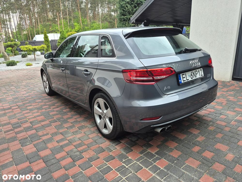 Audi A3 Sportback - 8