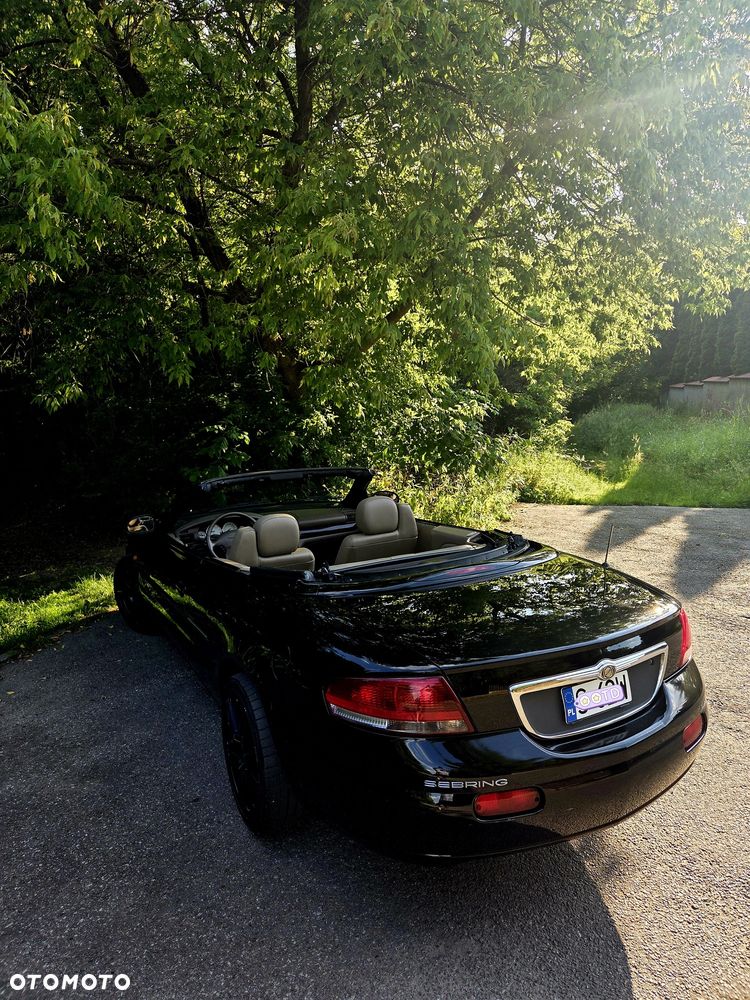 Chrysler Sebring - 2