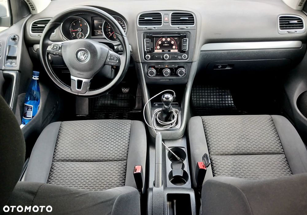 Volkswagen Golf 2.0 TDI DPF BlueMotion Technology Comfortline - 10