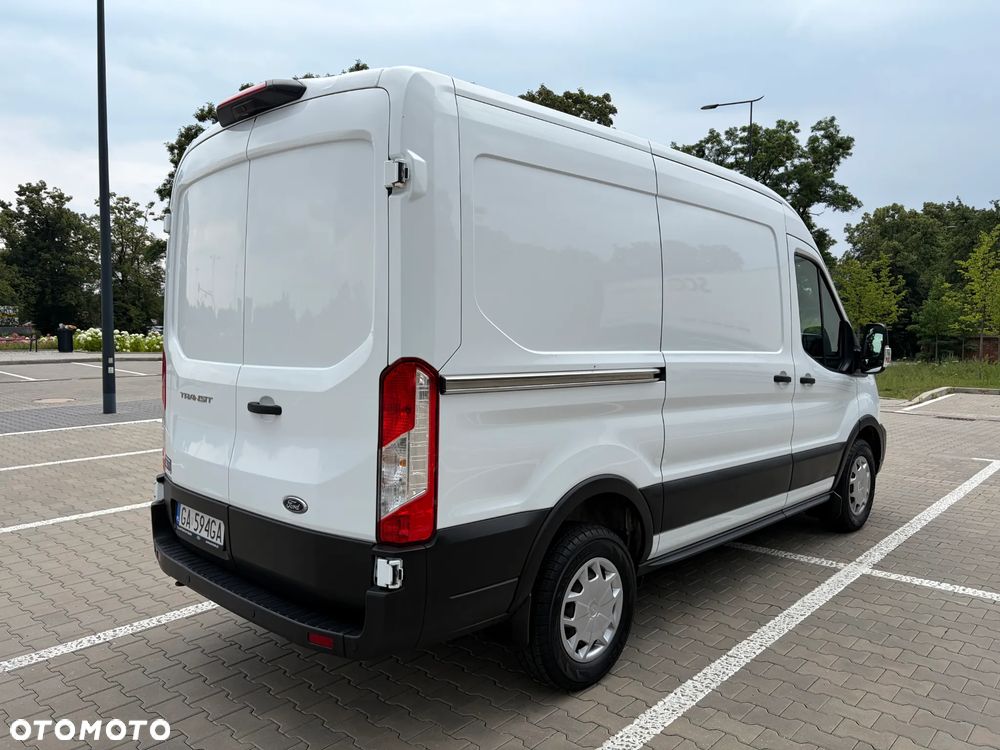 Ford Transit 350 - 6