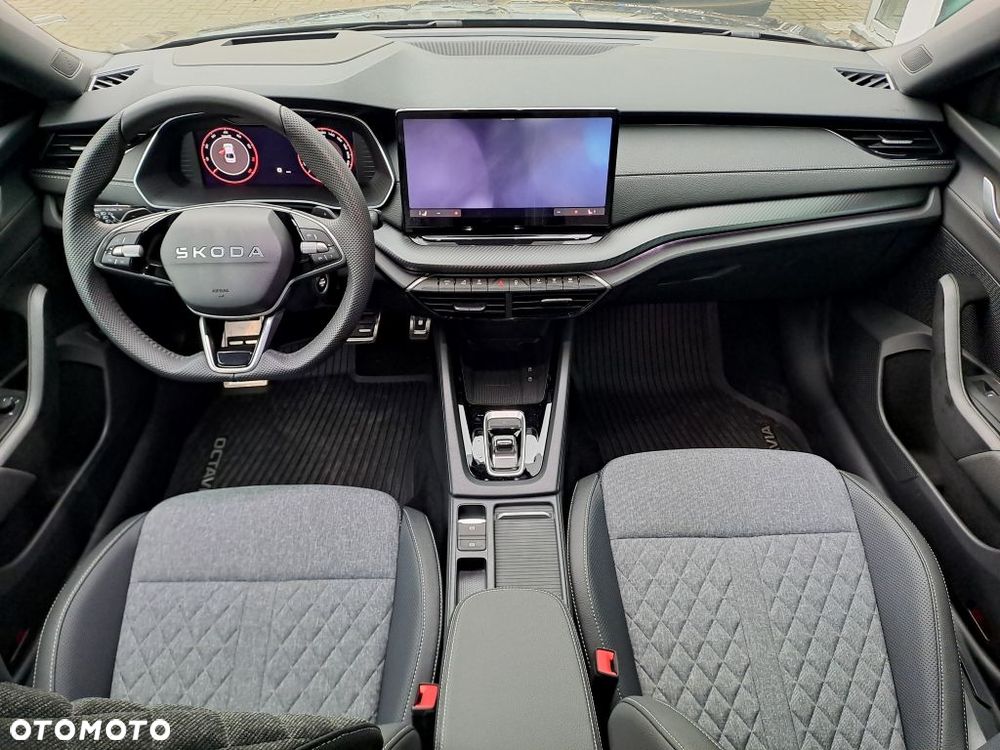 Skoda Octavia 1.5 TSI mHEV Sportline DSG - 7