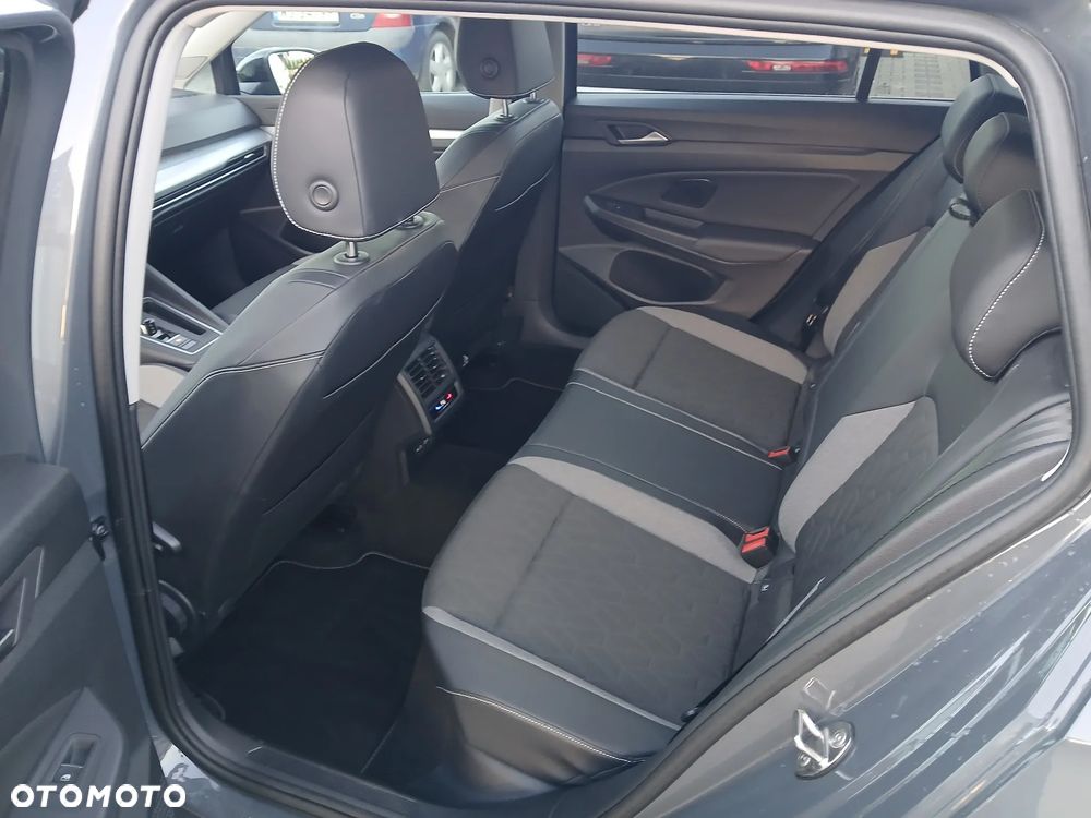 Volkswagen Golf - 13