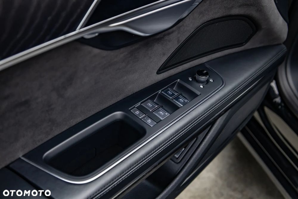 Audi A8 55 TFSI mHEV Quattro Tiptr - 26