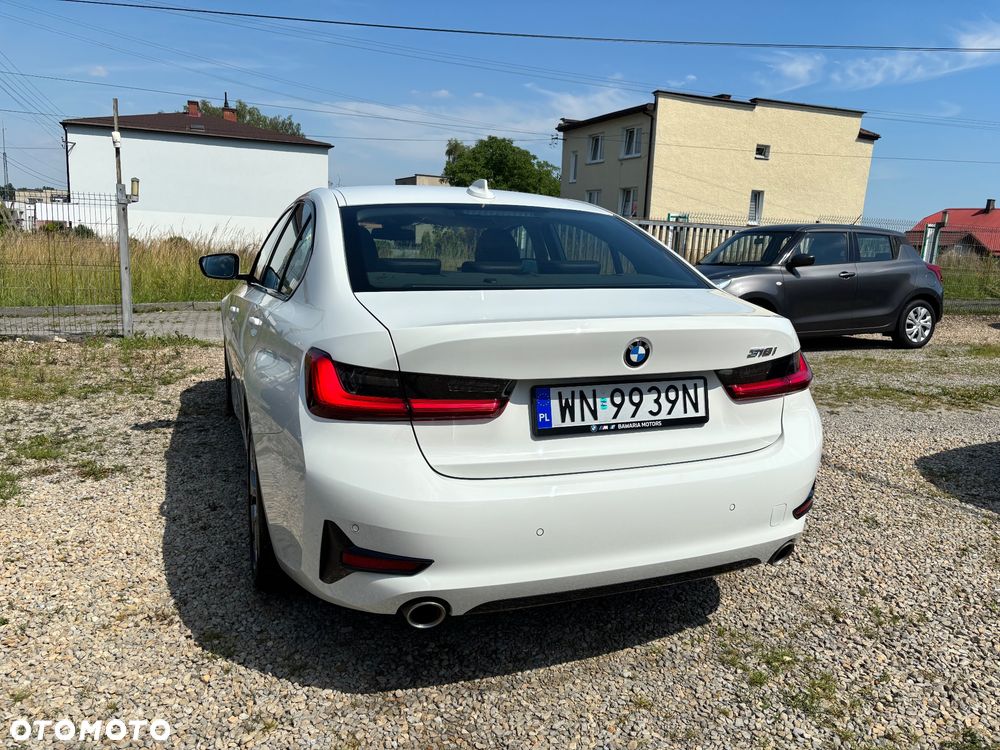 BMW Seria 3 318i Sport Line - 8