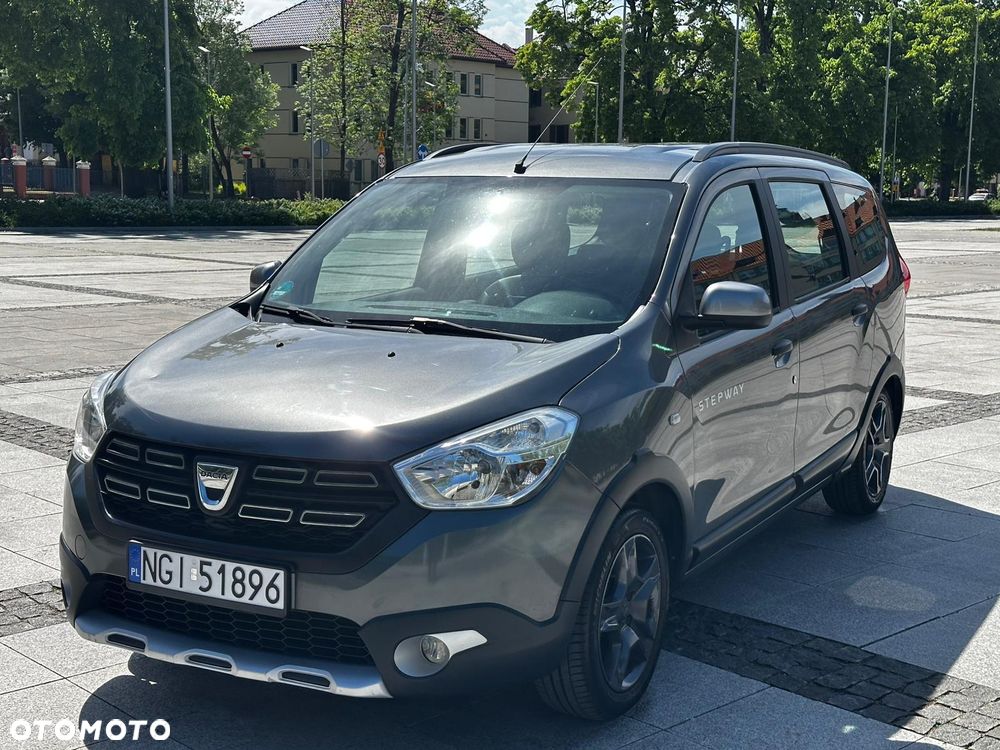 Dacia Lodgy TCe 115 Stepway - 2