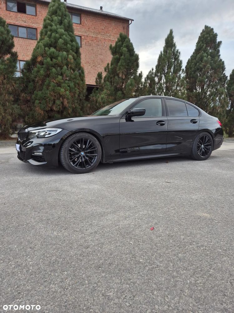 BMW Seria 3 318d M Sport - 6