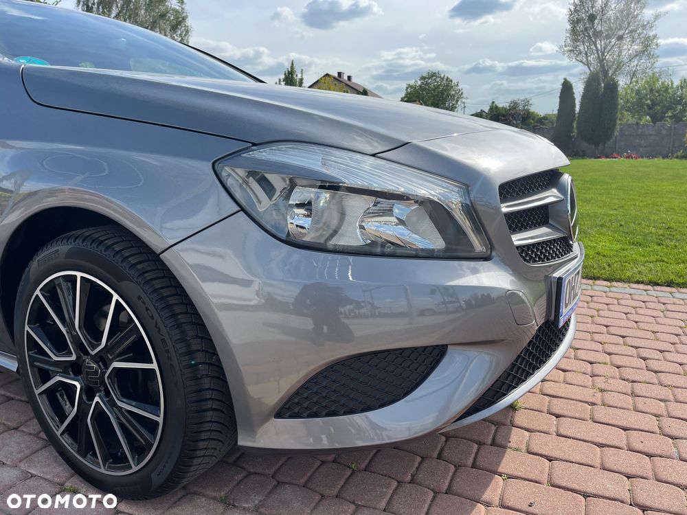 Mercedes-Benz Klasa A 180 (BlueEFFICIENCY) - 14