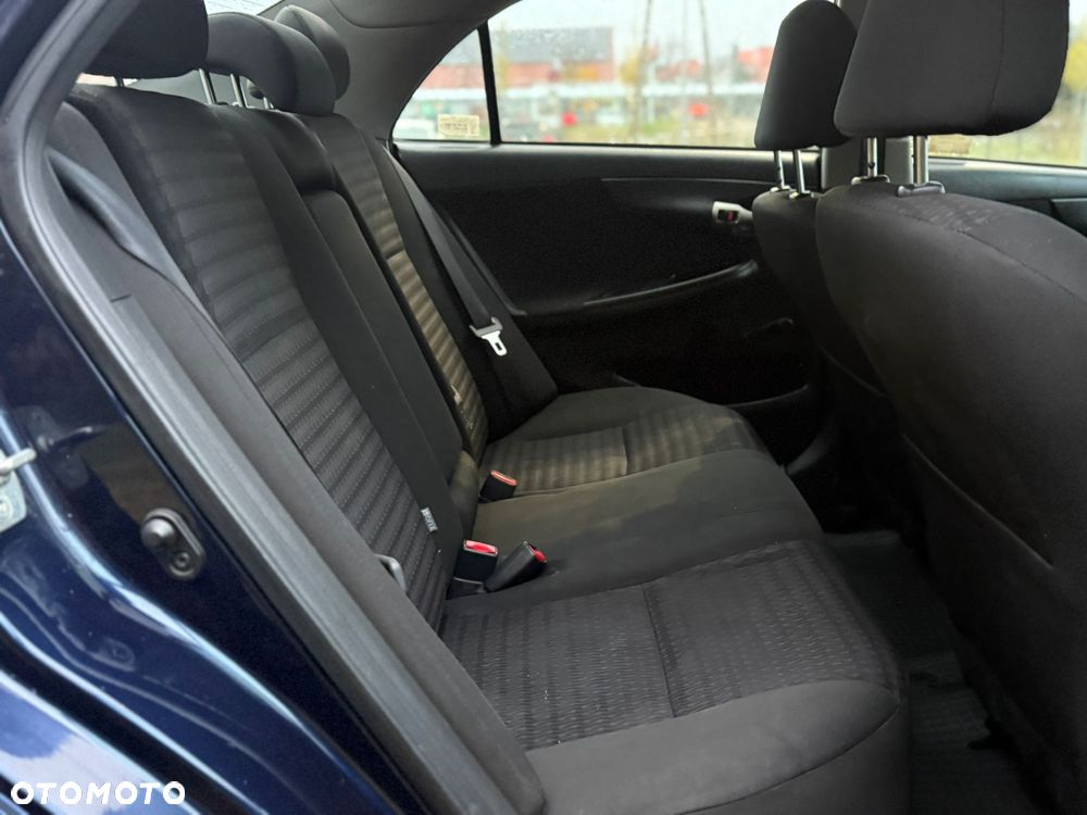 Toyota Corolla 1.6 VVT-i Dynamic - 20